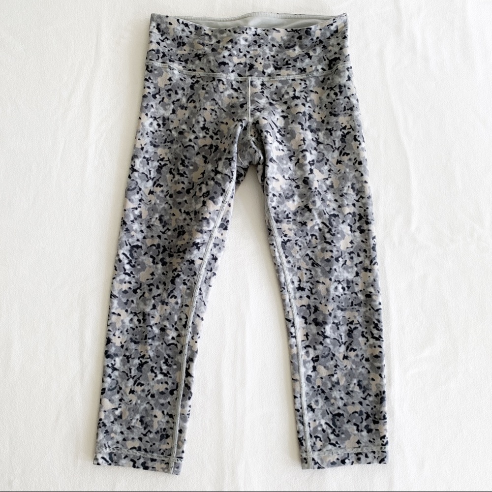 Lululemon Wunder Under Crop Leggings